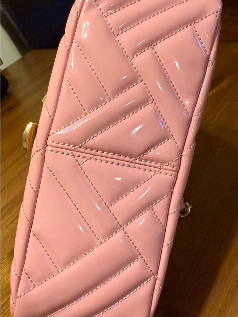 Michael Kors Peyton Quilted Patent Shoulder Bag with Gold Hardware - Picture 3 of 10